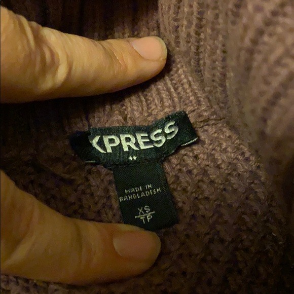 Express 3/4 sleeve sweater - Picture 3 of 3